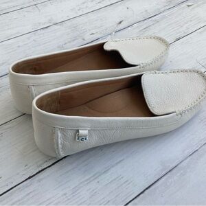 New Women's UGG Flores Loafer Shoe White Jasmine Leather size 10